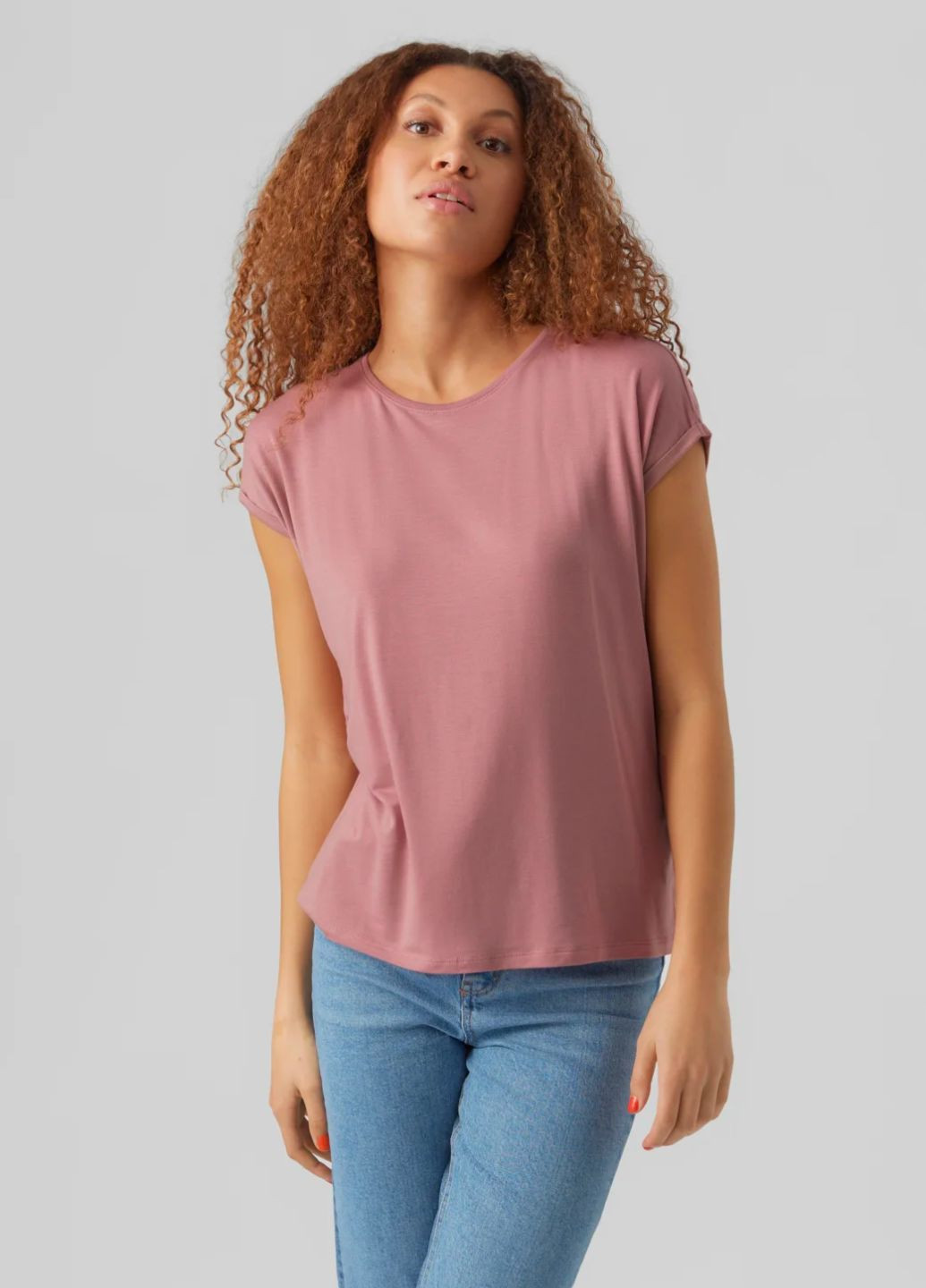 Розовая футболка женская однотонная розовая Vero Moda