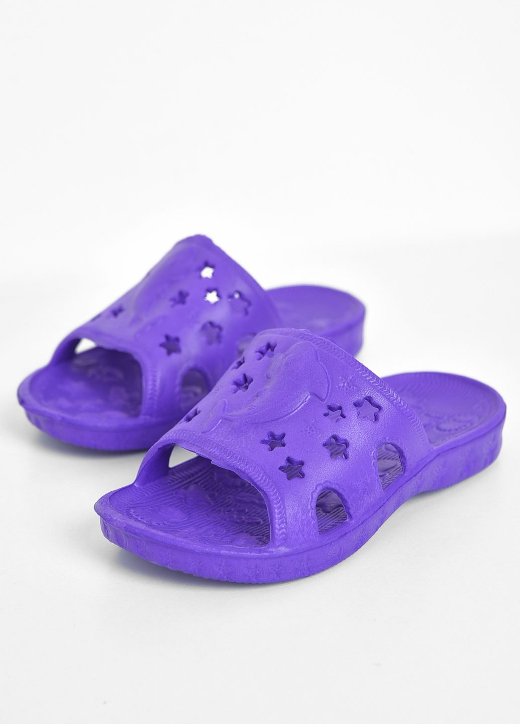 Шльопки дитячі піна фіолетового кольору Let's Shop (276456802)