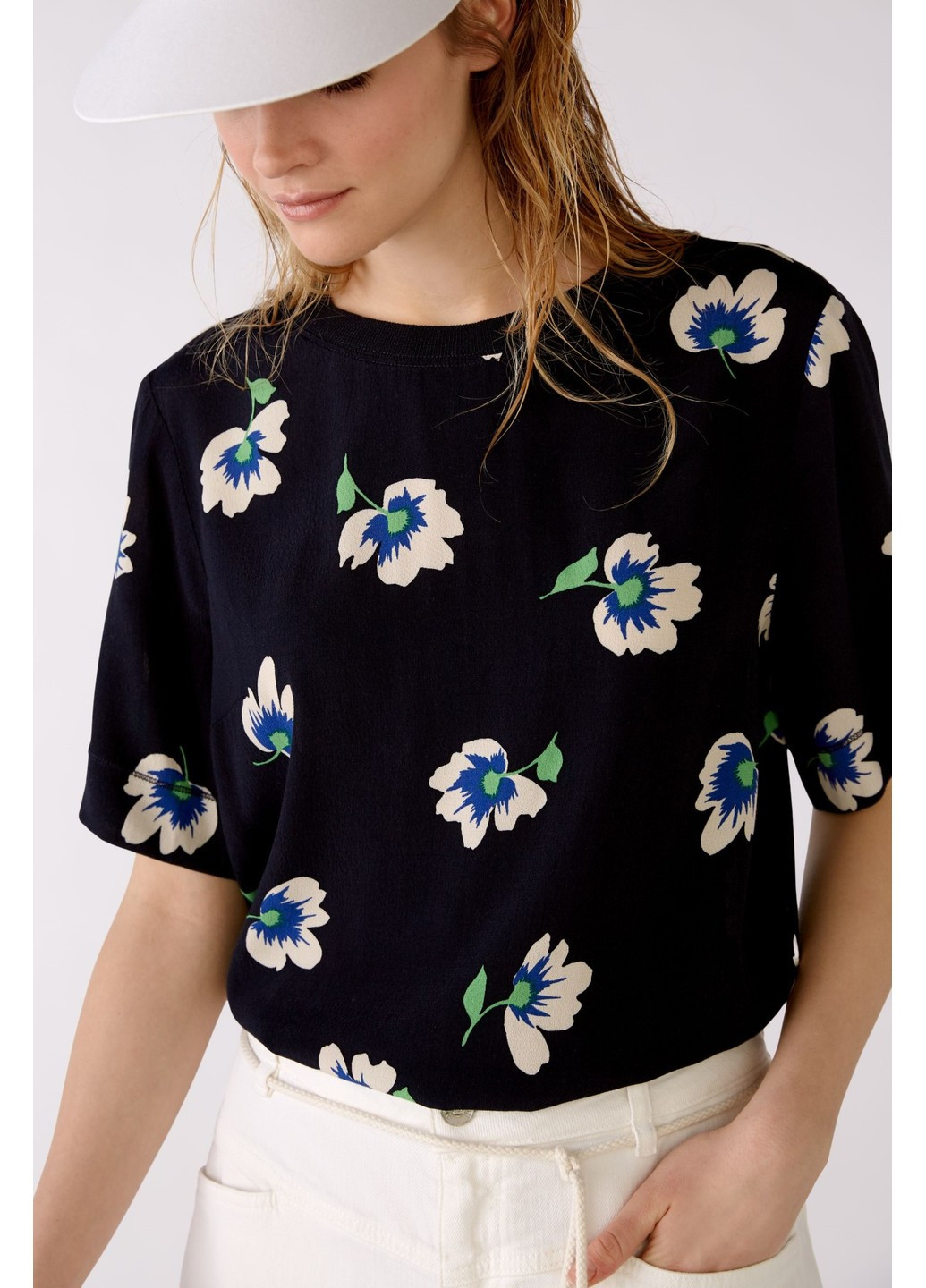 Комбінована літня жіноча блуза різнокольорова на запах Oui
