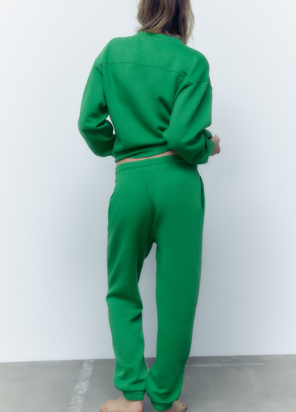 Зеленые кэжуал демисезонные брюки Zara