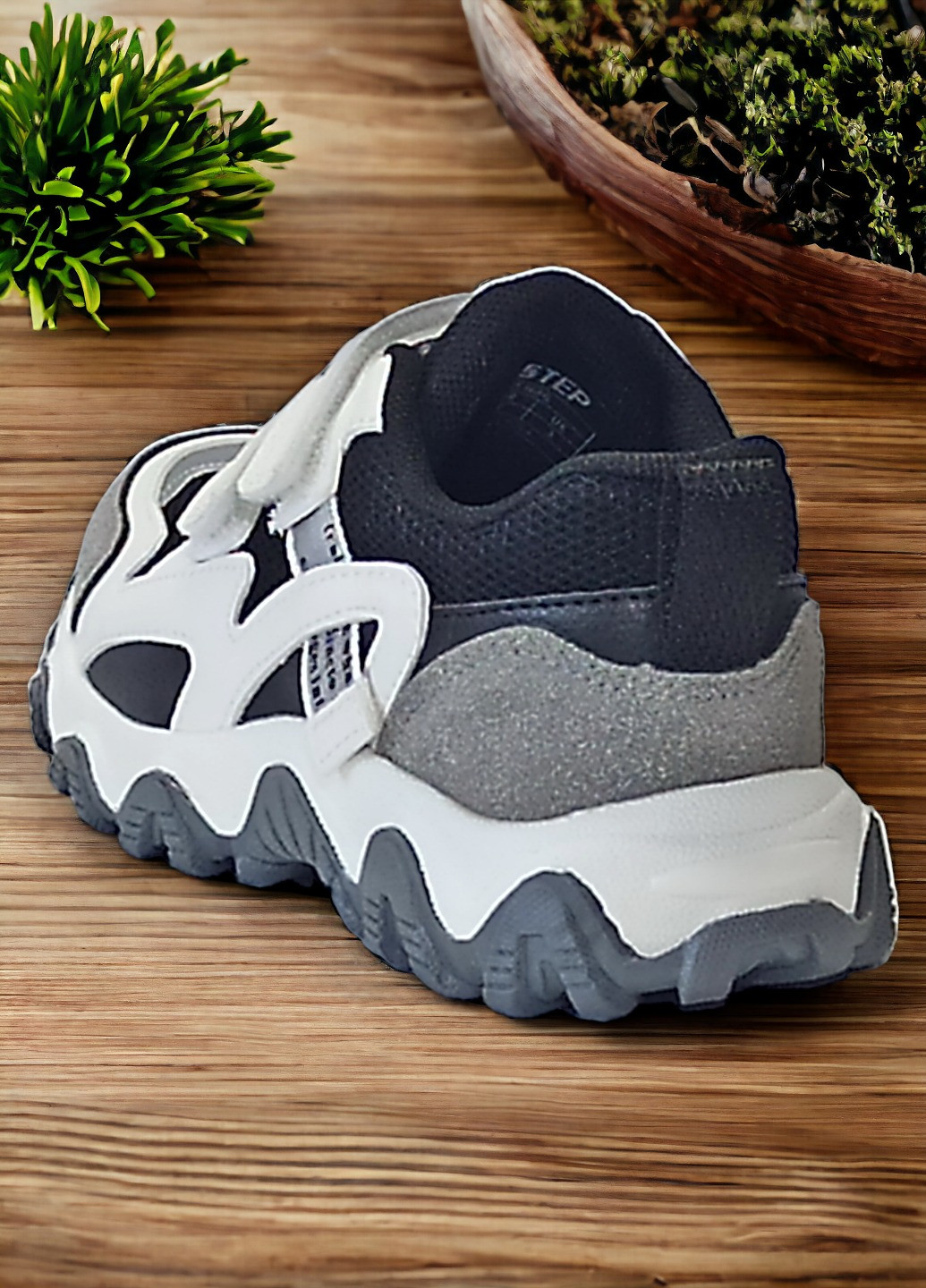 Белые демисезонные детские кроссовки для мальчика 3686w Weestep