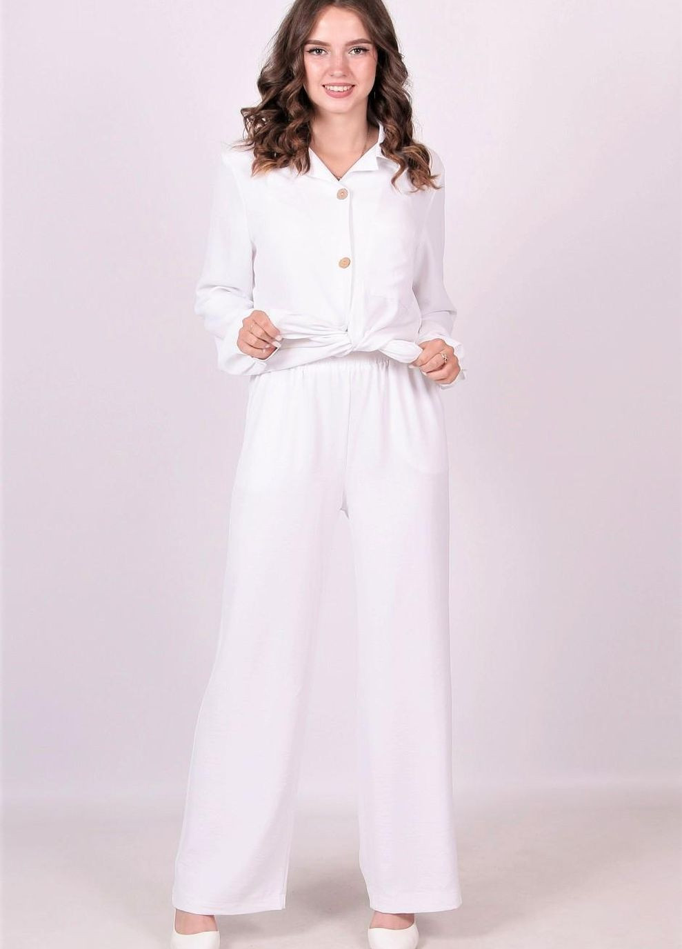 Костюм сорочка та штани прогулянковий жіночий 025 жатка білий Актуаль (260356158)