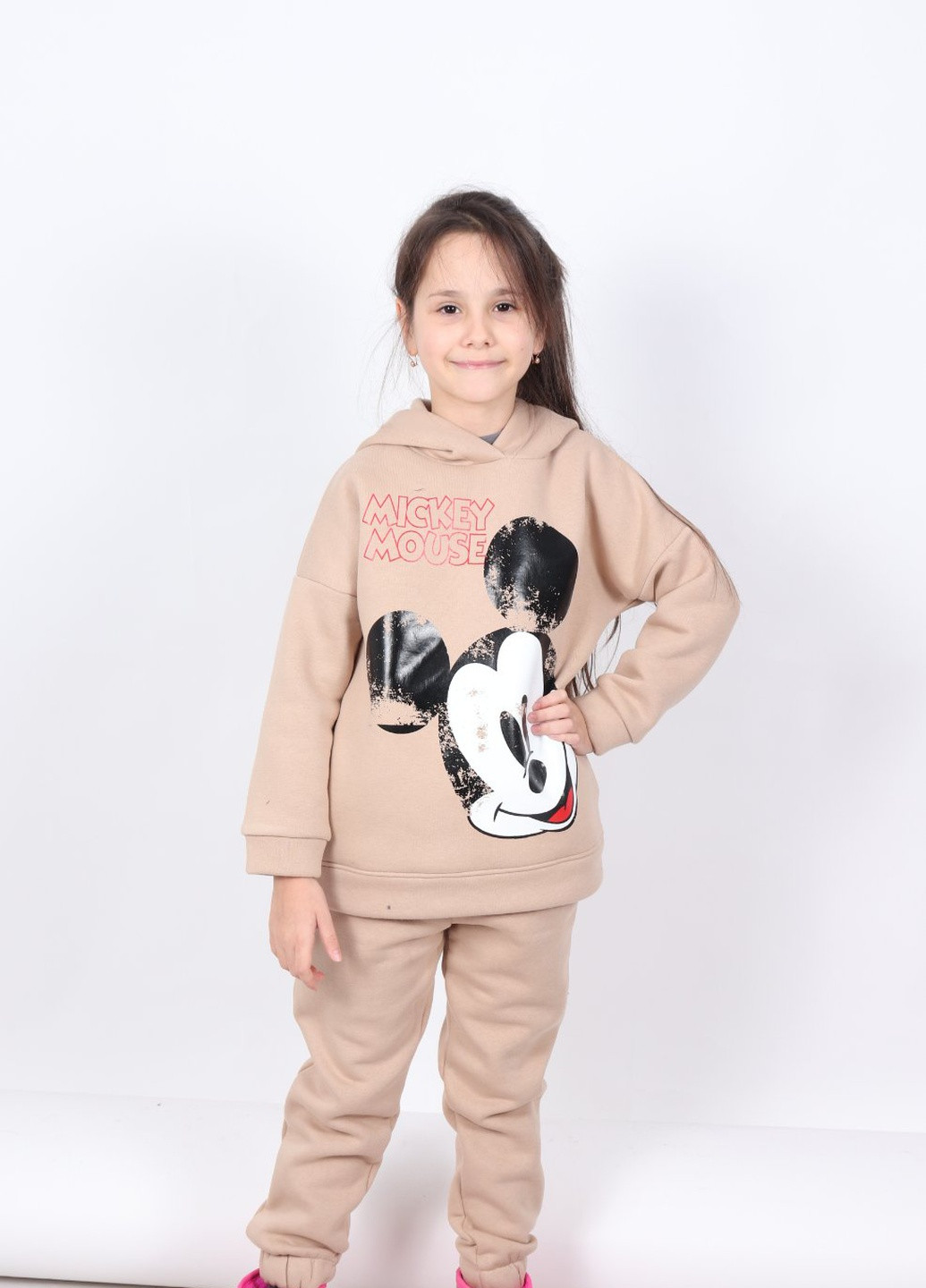 Спортивный костюм с Микки Маус для девочки бежевый 126895 No Brand (256675274)