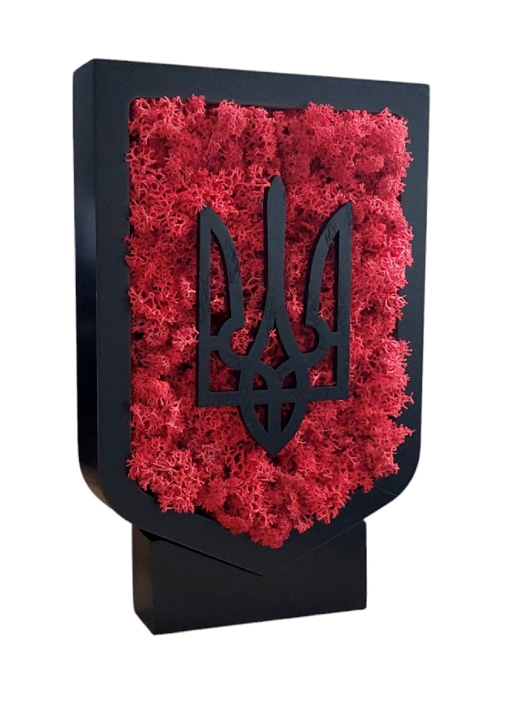 Деревянный сувенир со стабилизированным мхом с украинской национальной символикой гербом 24х15х4 см (475814-Prob) Красный мох Unbranded (271813769)