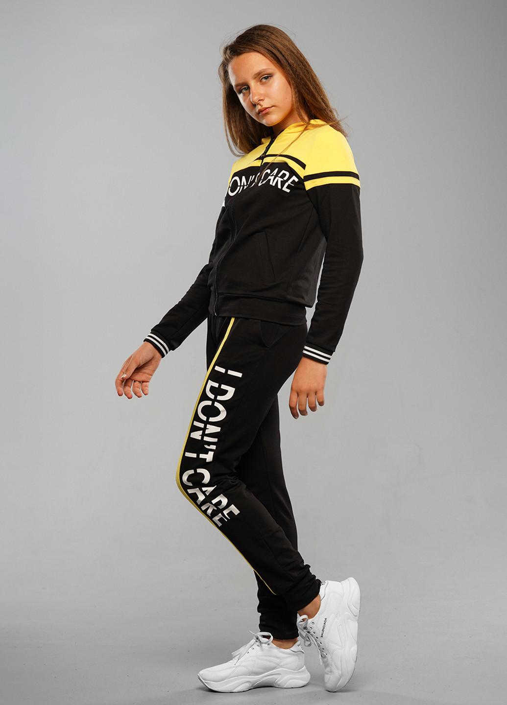 Спортивний костюм Sansa з написами Sinthia (259942926)