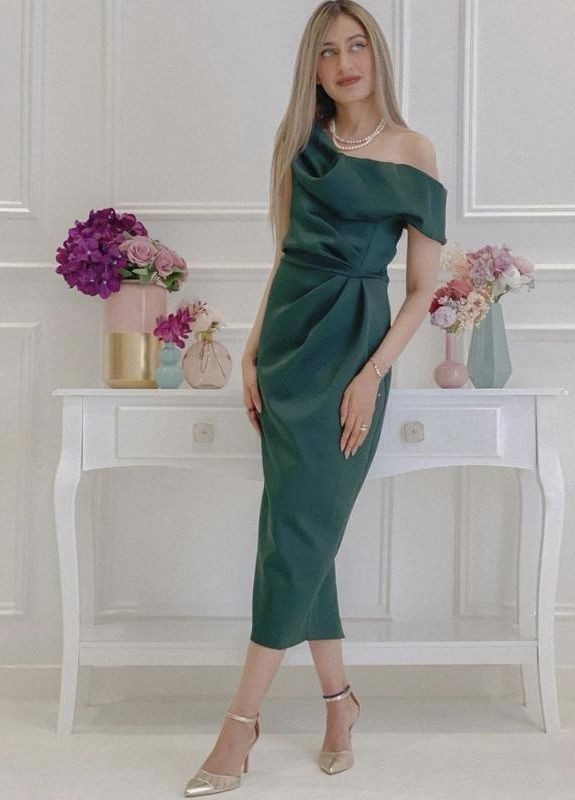 Зелена зелена сукня-футляр міді зі спущеним плечем та драпіруванням design Asos