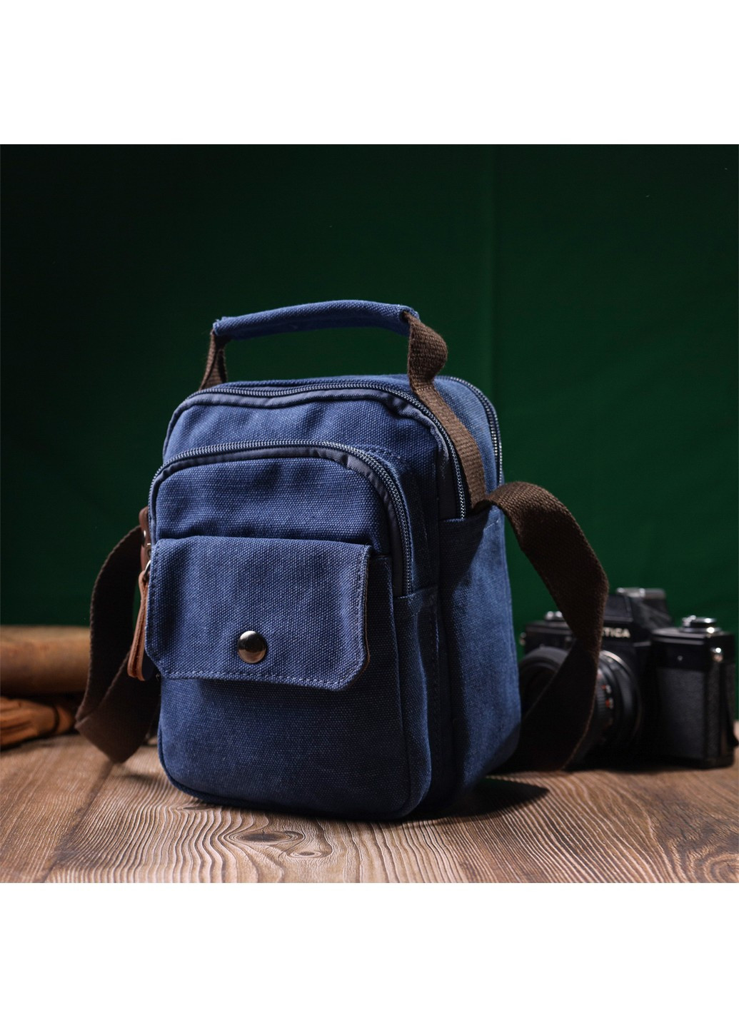 Зручна невелика чоловіча сумка із щільного текстилю 22221 Синій Vintage (267932179)