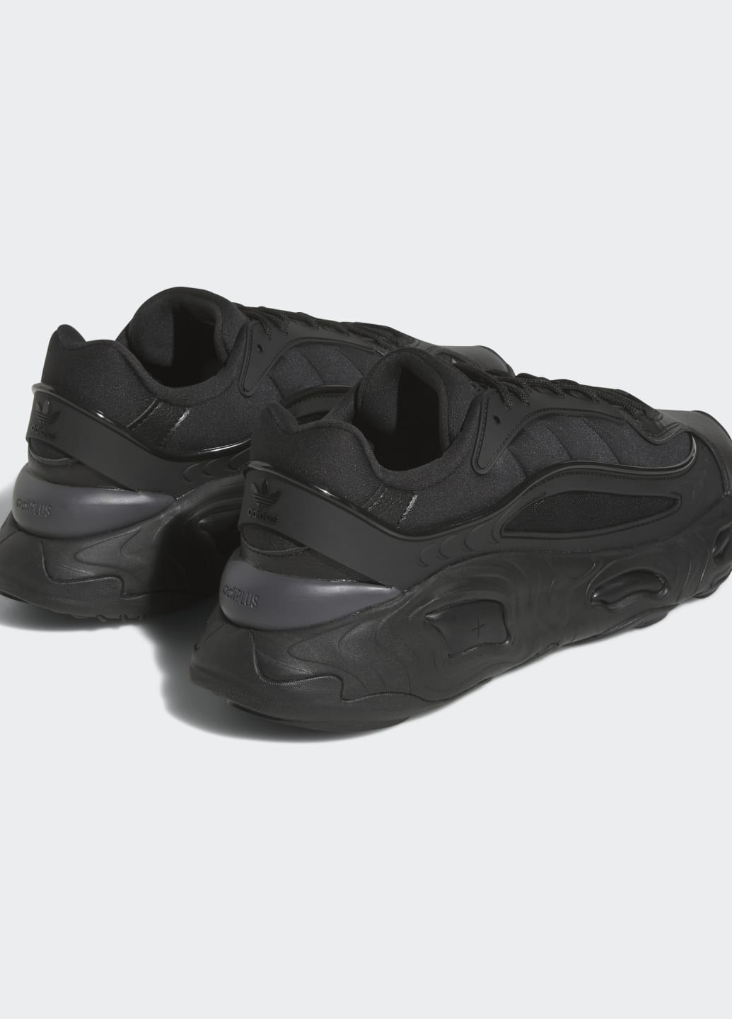 Чорні всесезонні кросівки oznova adidas