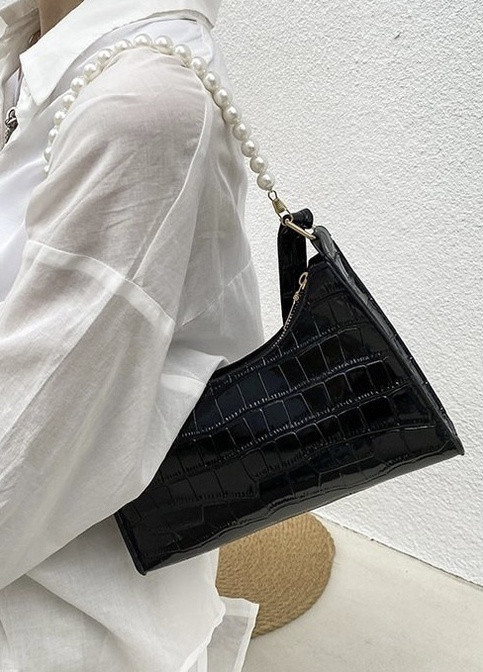 Жіноча маленька сумка рептилія багет крокодиляча шкіра з перлинами чорна No Brand (259473652)