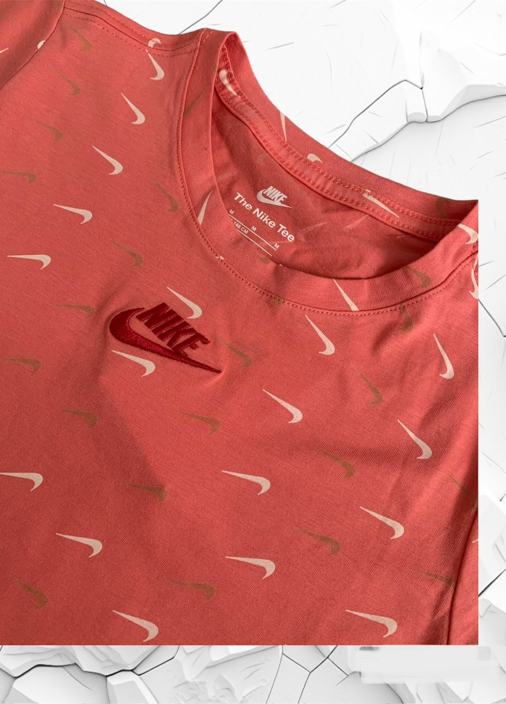 Помаранчева футболка Nike