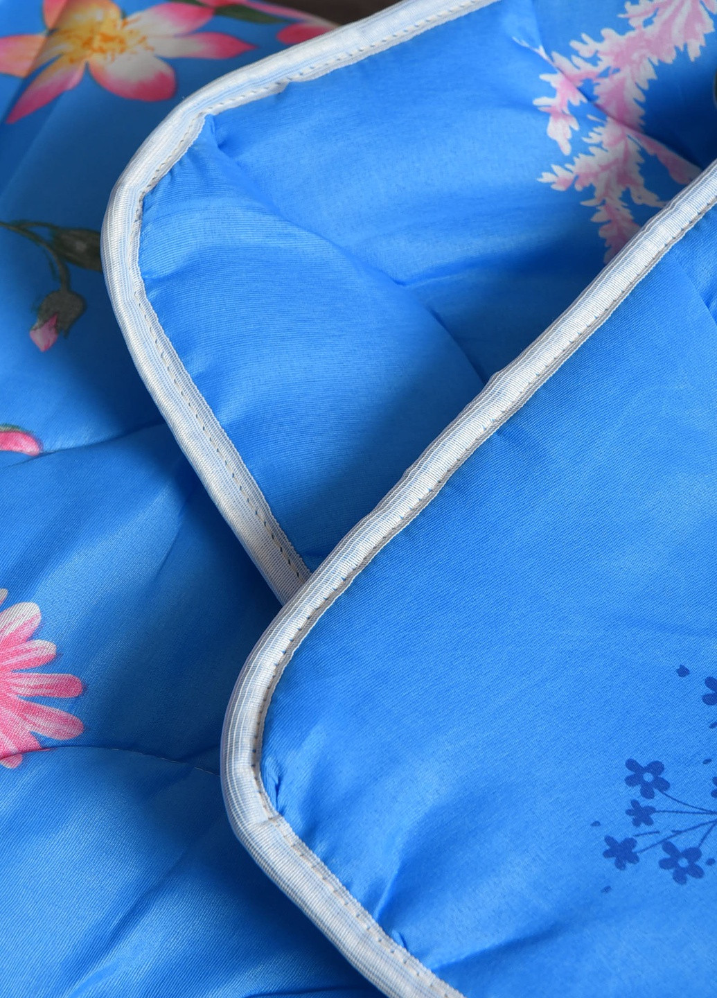 Одеяло полуторное зимнее голубого цвета Let's Shop (257487508)