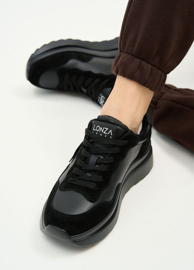 Черные демисезонные кроссовки 180913 Lonza