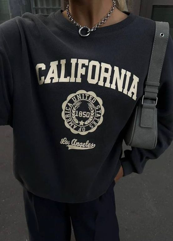 Женский оверсайз свитшот из тринитки на флисе, черный скриншот с принтом "CALIFORNIA" No Brand - крой черный - (264648360)