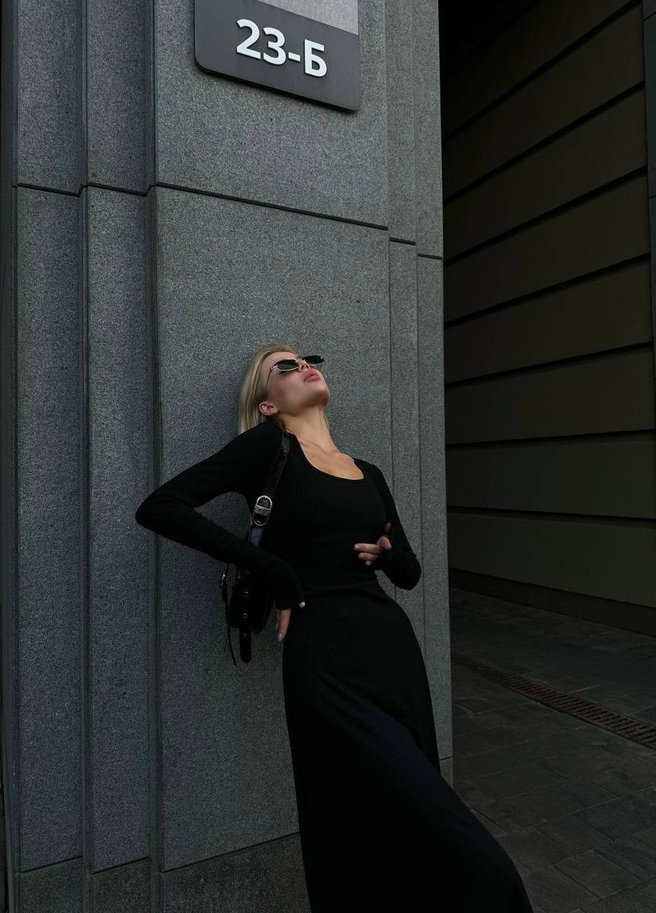 Черное женское базовое трикотажное платье цвет черный р.42/46 446397 New Trend