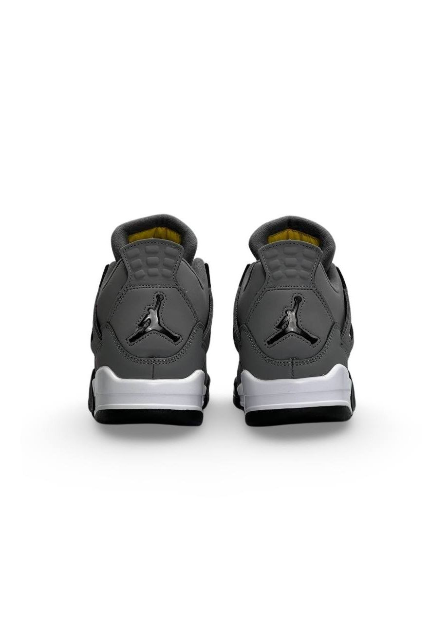 Серые демисезонные мужские кроссовки nike air jordan 4 retro gray white(реплика) серые No Brand
