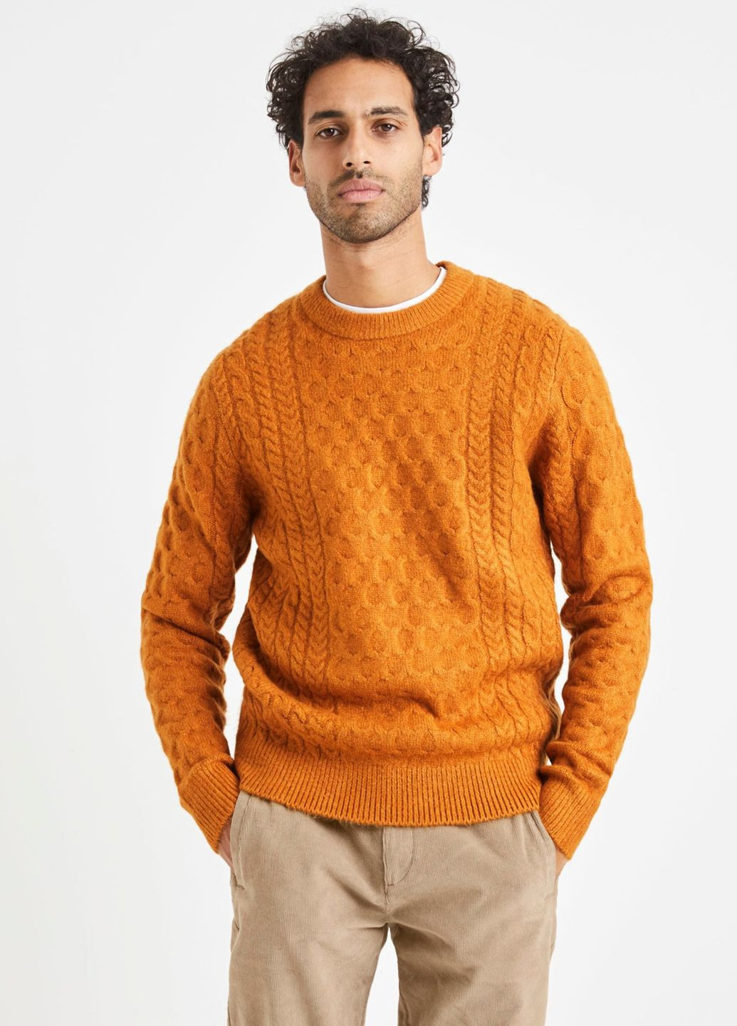 Оранжевый свитер Celio