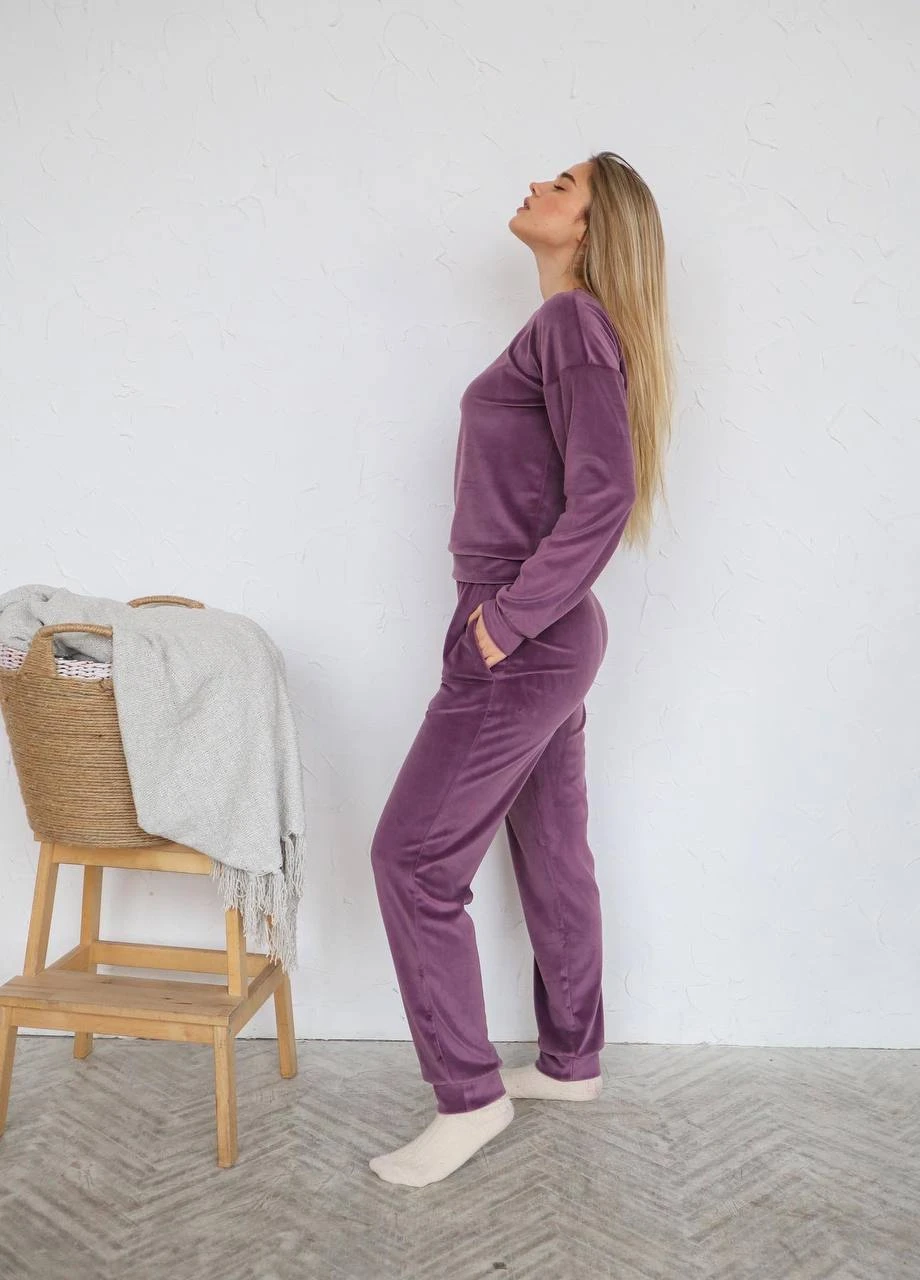 Жіночий вільний костюм Shuna Comfort (257470055)