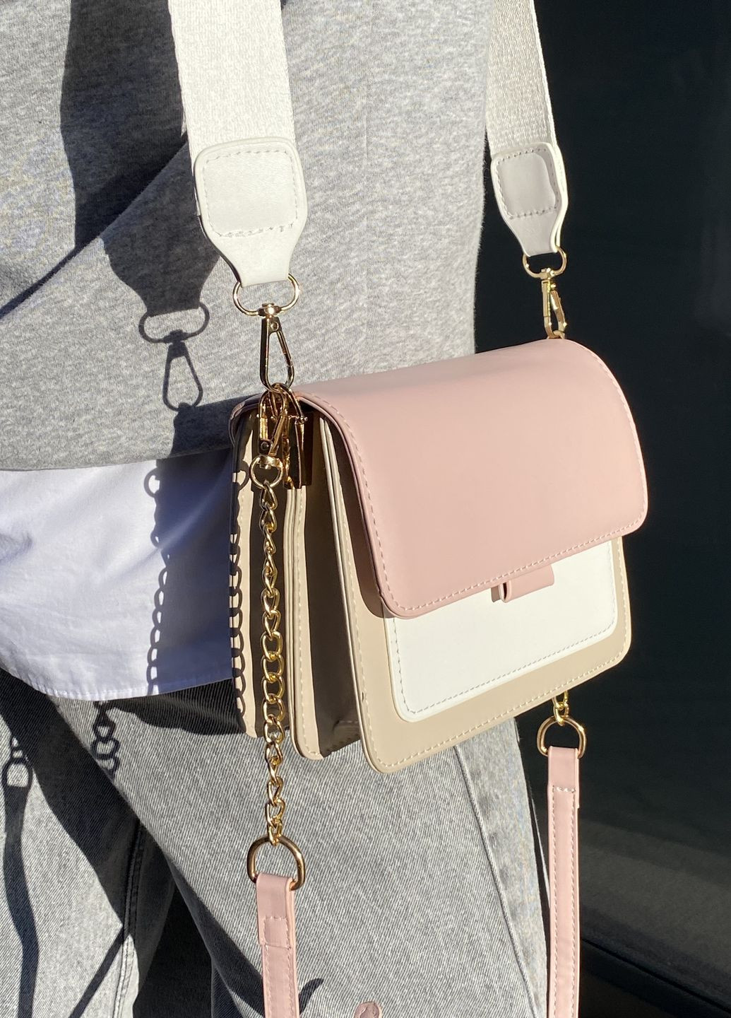 Жіноча сумка крос-боді рожева No Brand (268120785)