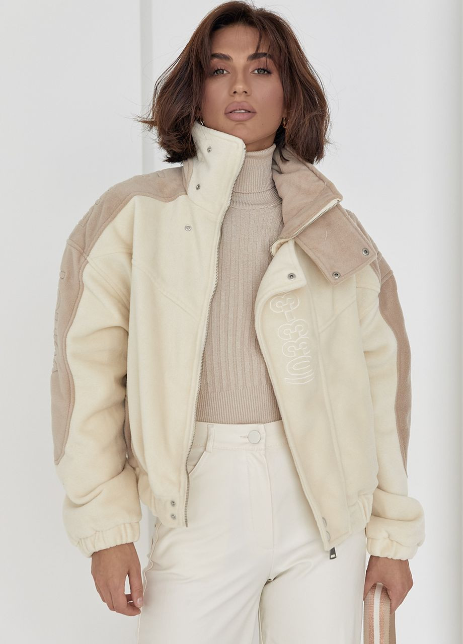 Бежевая демисезонная короткая женская куртка из мягкого кашемира - кремовый Lurex