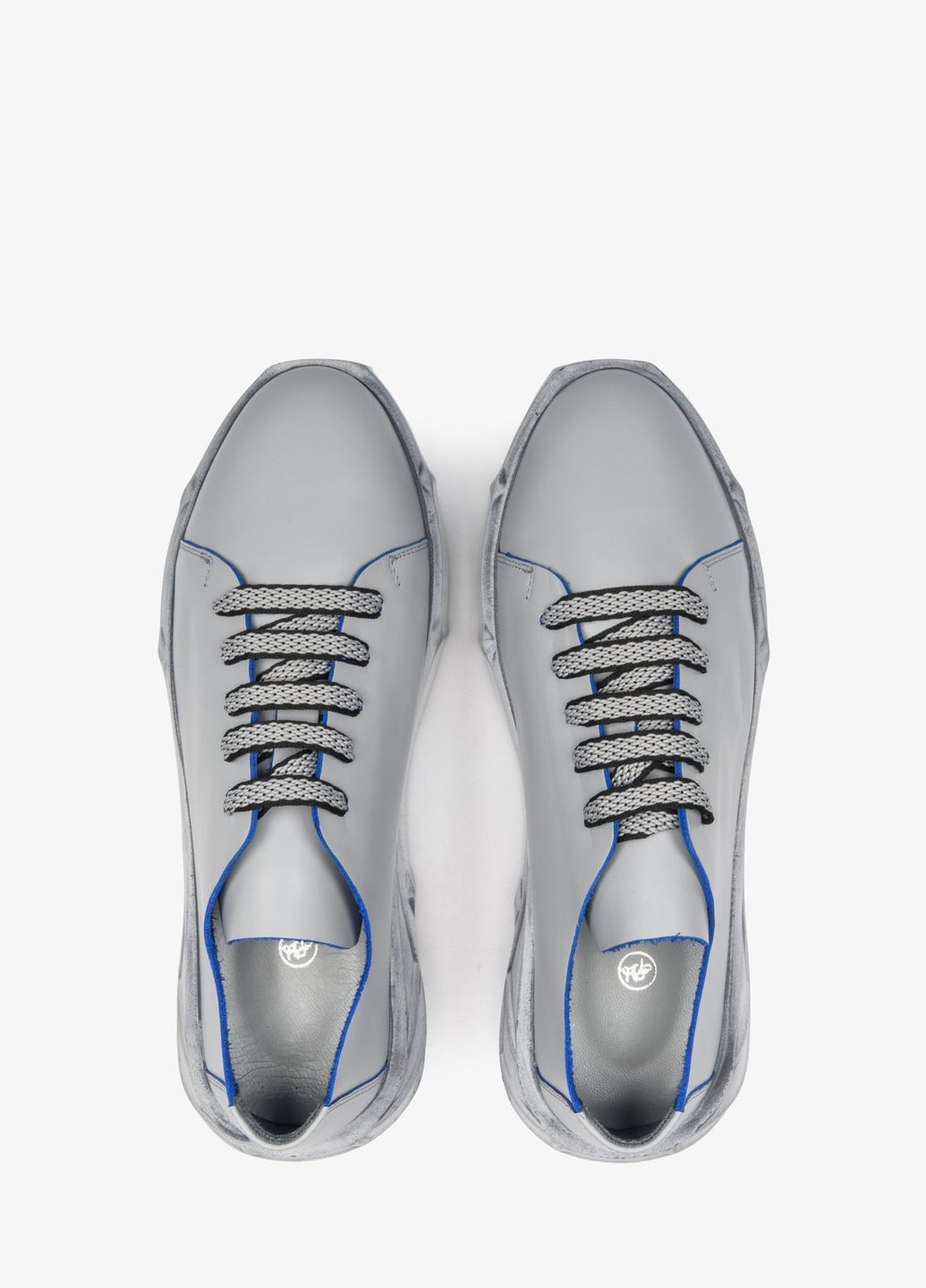 Серые кеди Estro