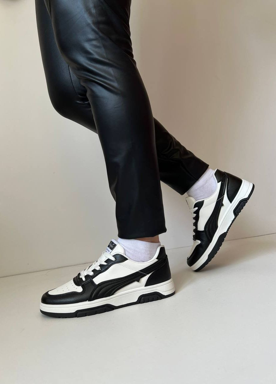 Чорно-білі осінні кросівки жіночі Style