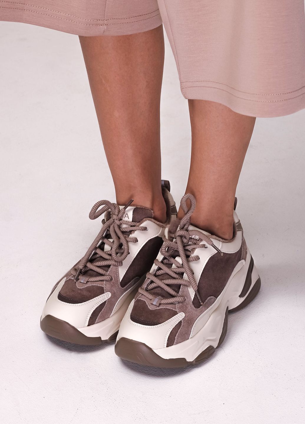 Кросівки жіночі бежеві замша шкіра Prima d'Arte бежеві всесезони (262979507)