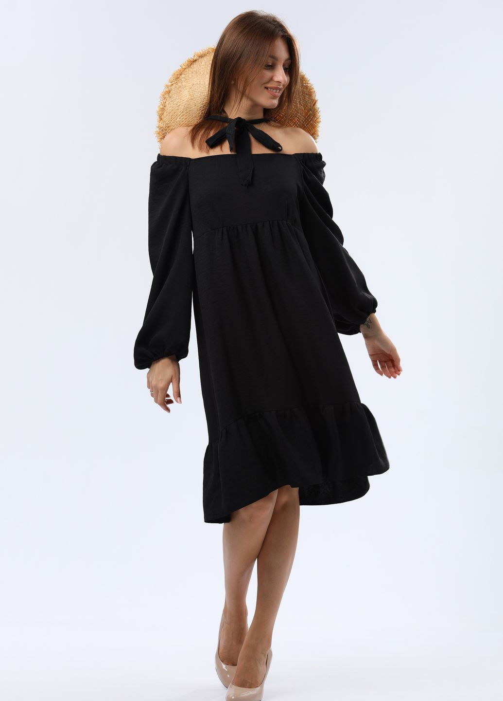 Черное кэжуал черное платье свободного кроя широким воланом 5749 Cat Orange однотонное
