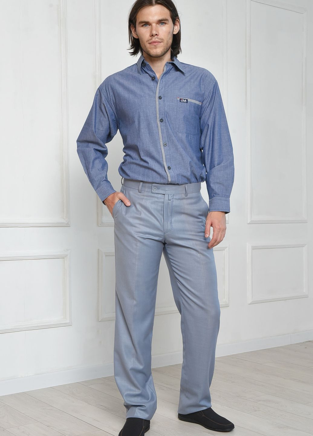 Штани чоловічі блакитного кольору розмір 42 Let's Shop (277151331)
