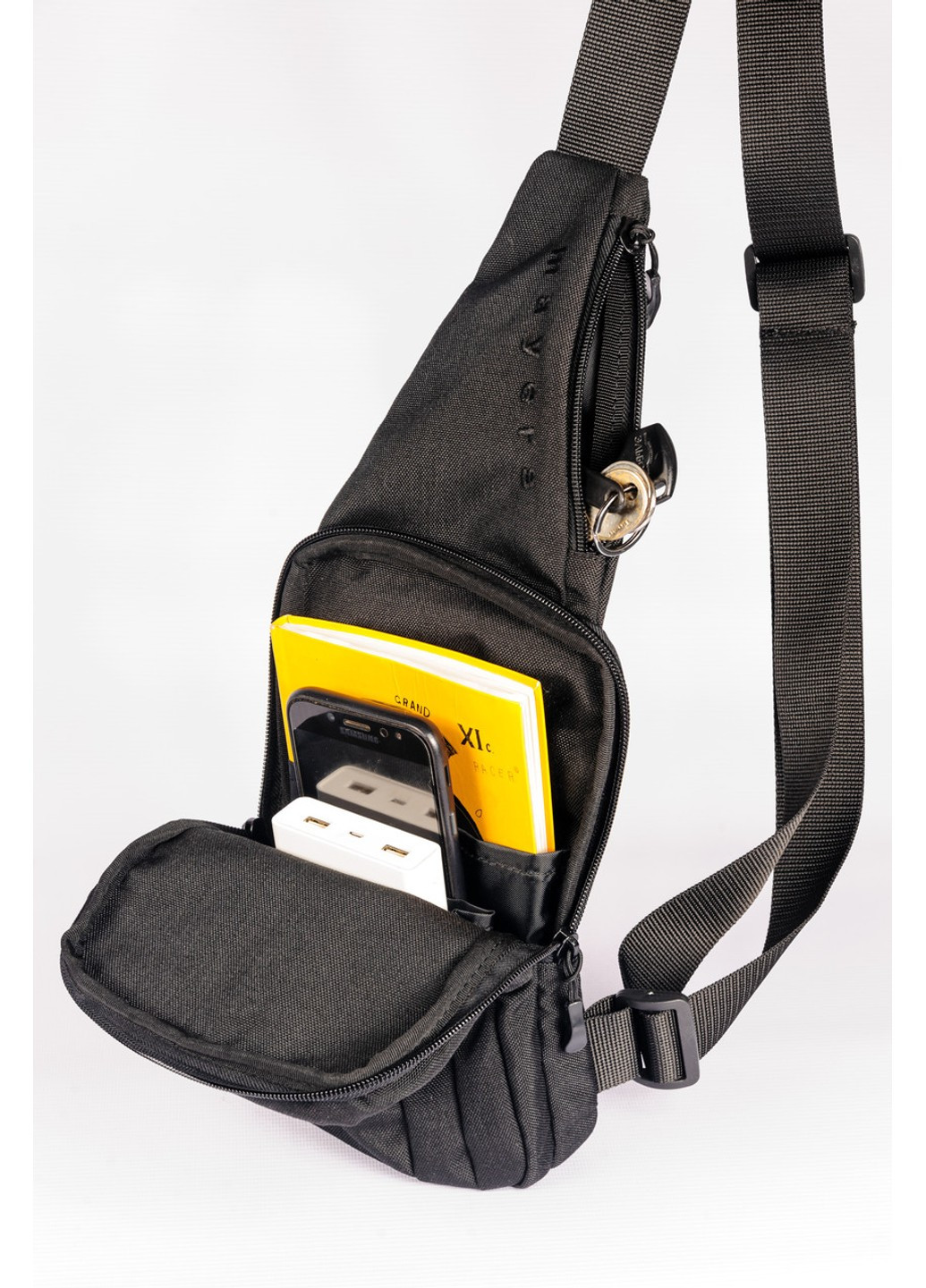 Черная молодежная мужская сумка через плечо нагрудная черного цвета с кобурой и скрытыми карманами No Brand (258591363)