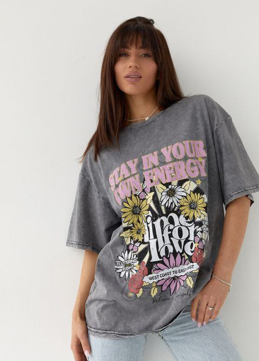 Серая футболка-туника варенка цветы серая No Brand