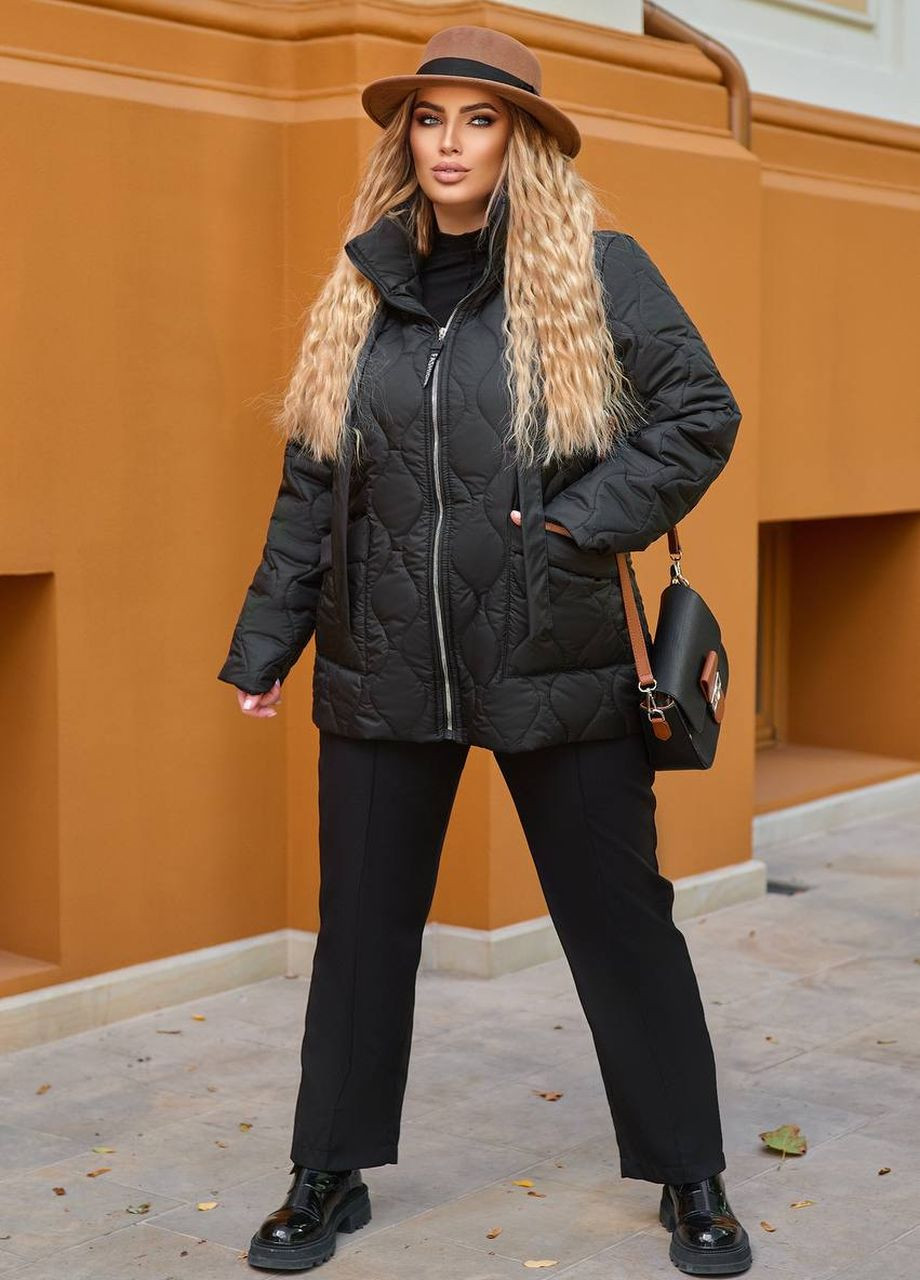 Черная женская теплая куртка цвет черный р.62/64 445172 New Trend