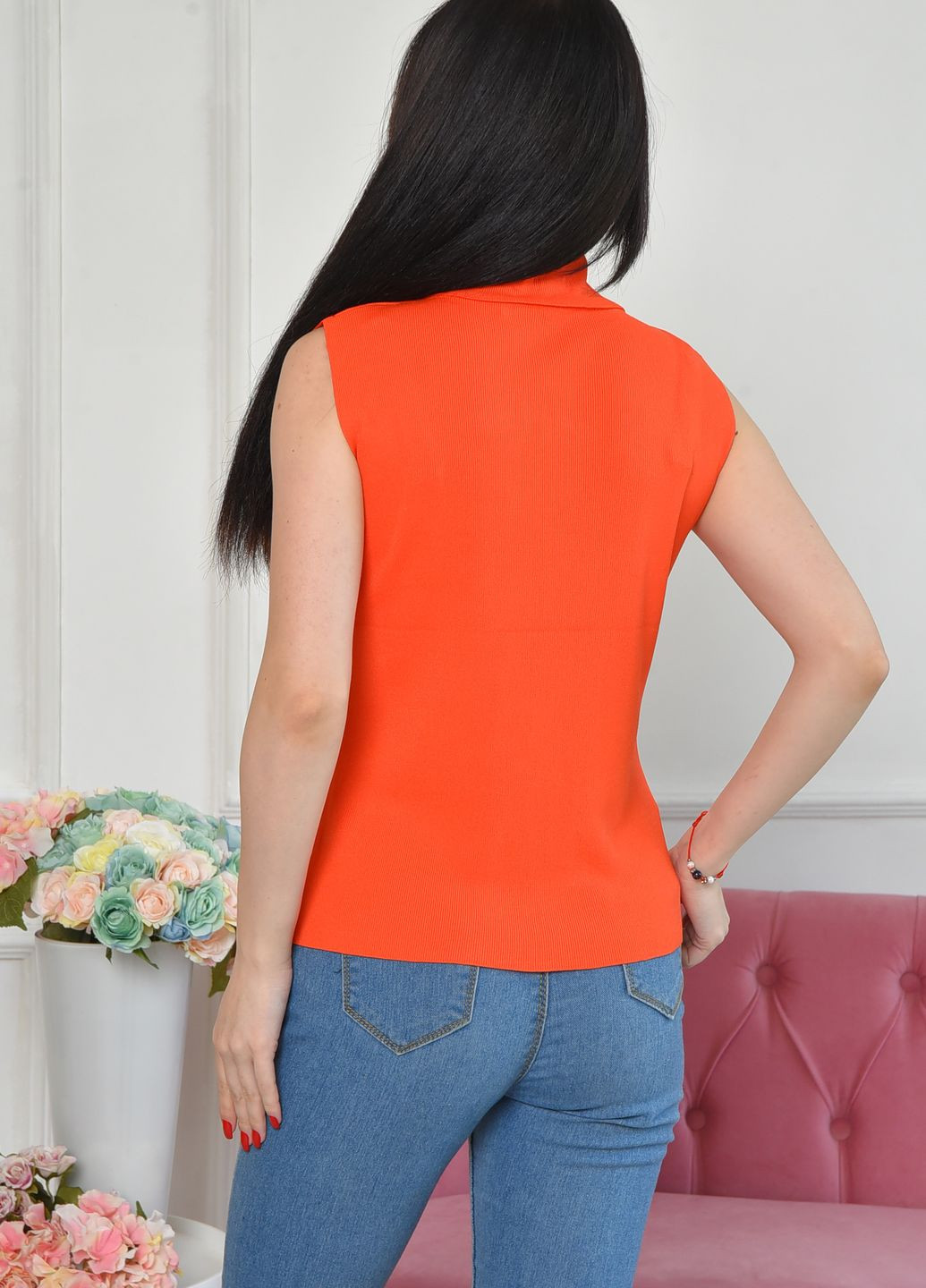 Гольф женский без рукавов оранжевого цвета размер 44-46 Let's Shop (262808312)