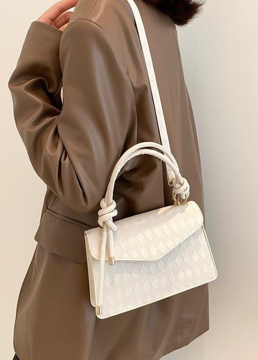 Жіноча класична сумка крос-боді на ремінці через плече біла No Brand (274074225)