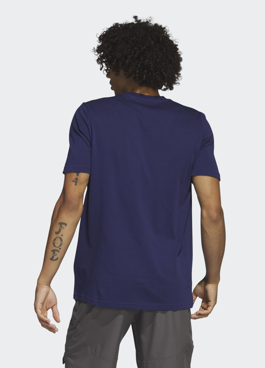 Синяя футболка aeroready training logo graphic short sleeve adidas