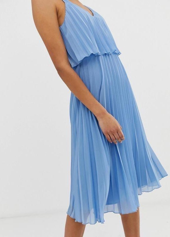 Блакитна плісироване сукня міді Asos