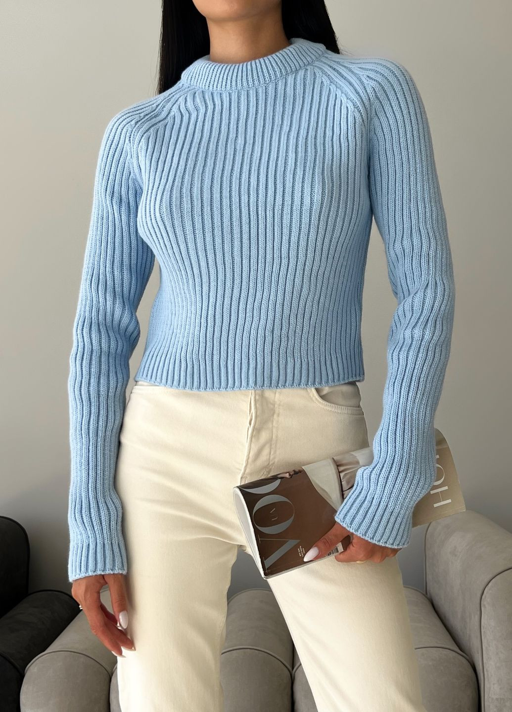 Голубой демисезонный свитер джемпер Larionoff