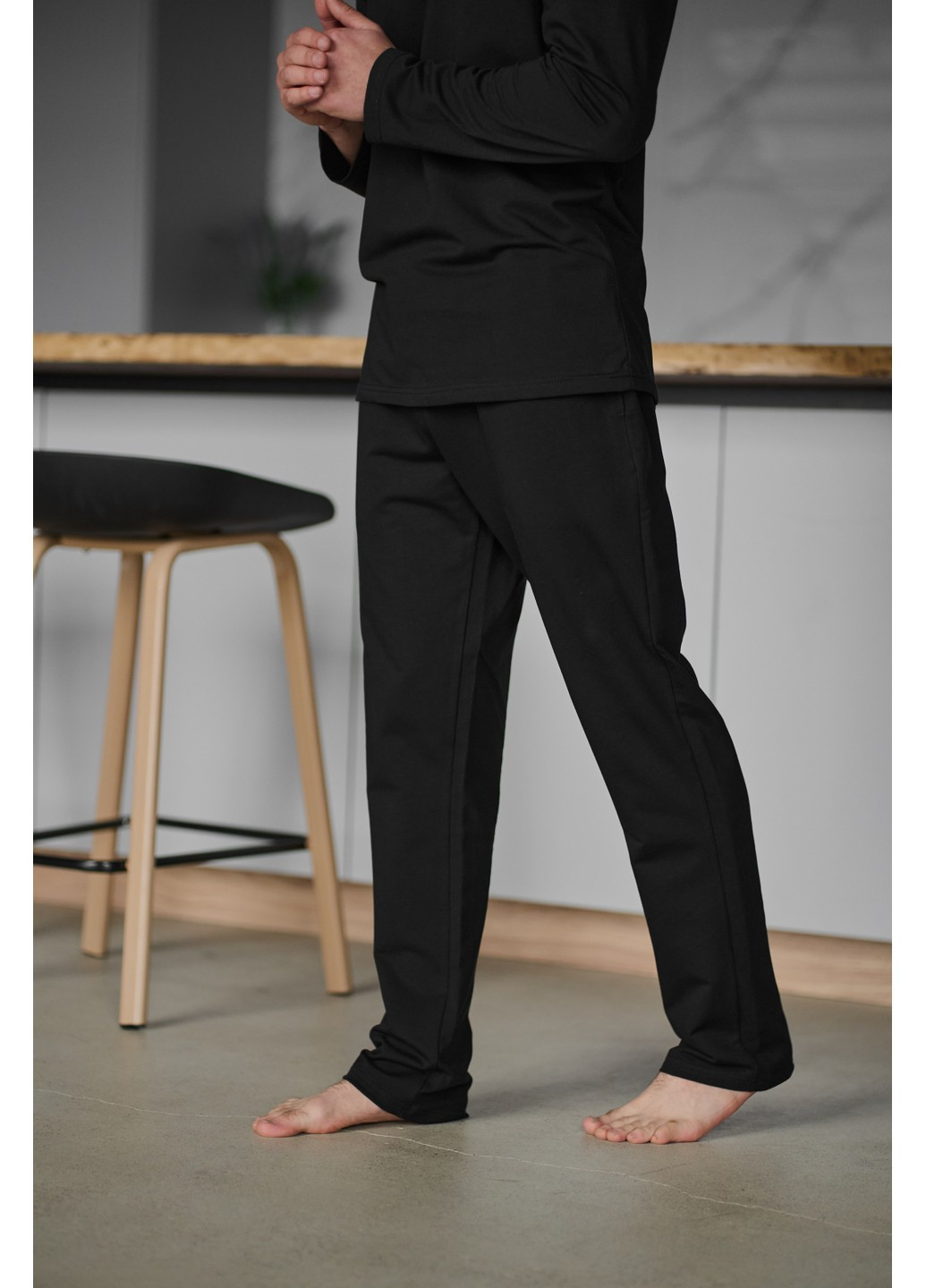Черные домашние демисезонные прямые брюки Handy Wear