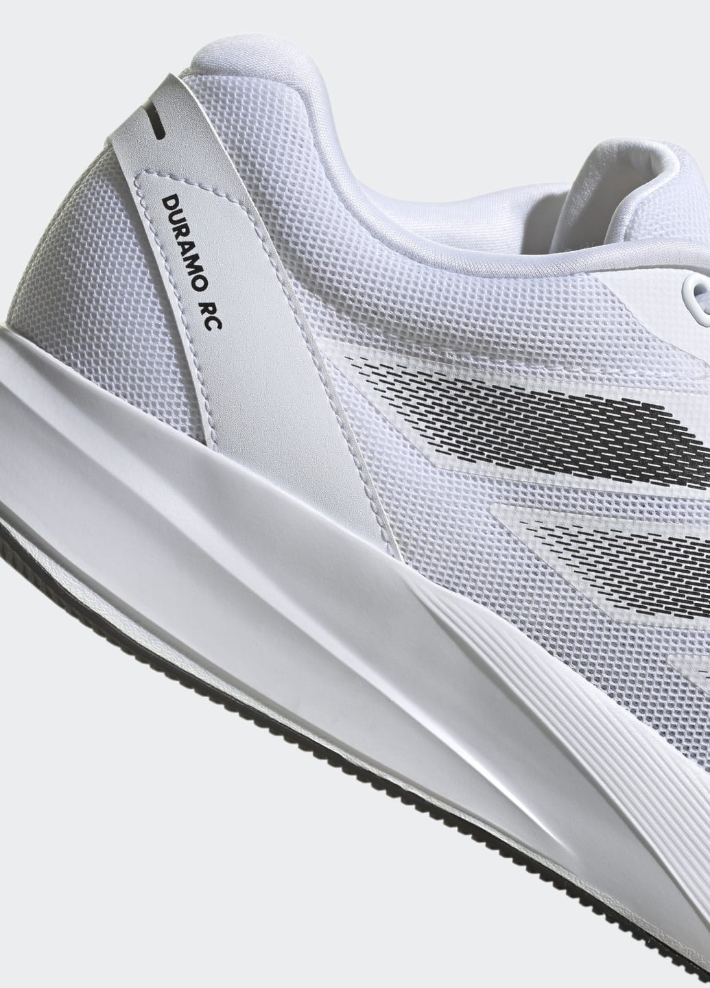 Белые всесезонные кроссовки duramo rc adidas