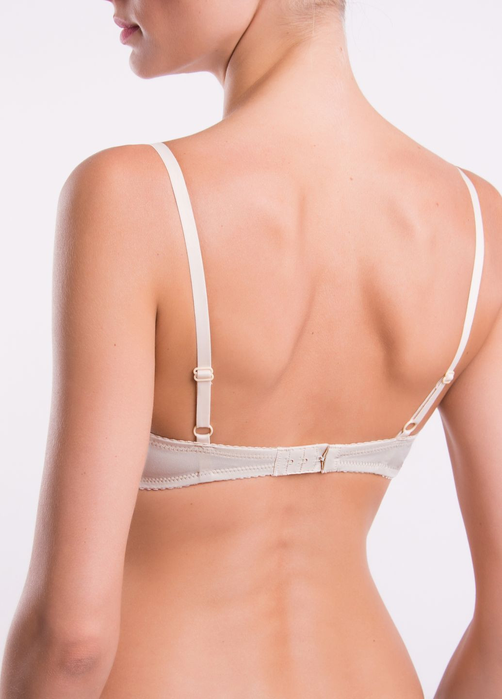 Бежевый бюстгальтер 1070 c бежевый Diorella с косточками нейлон