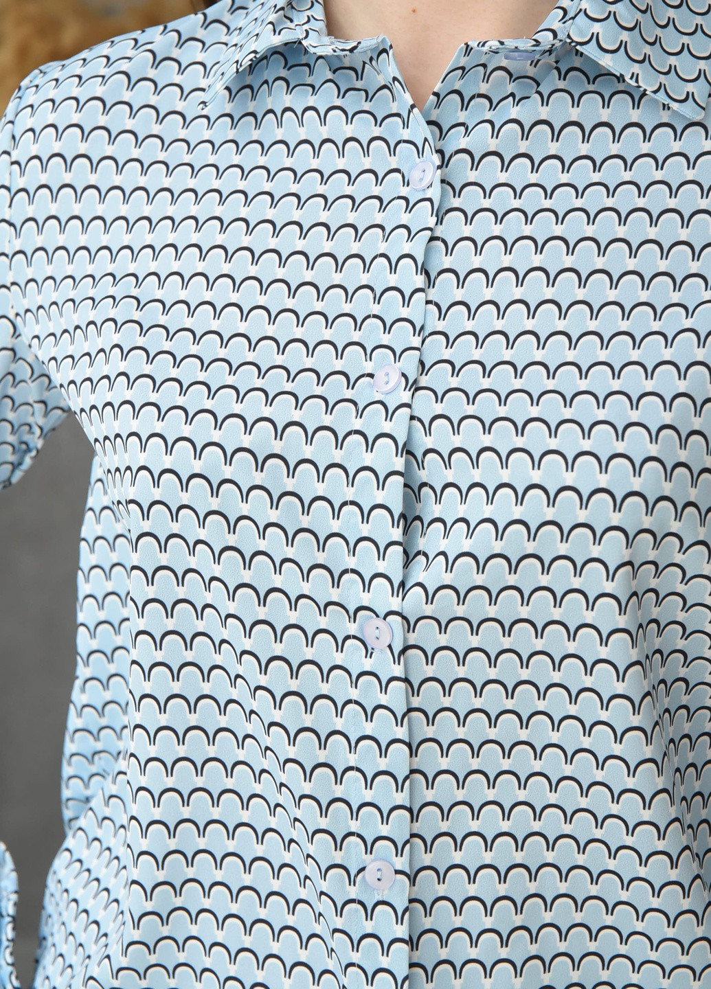 Сорочка жіноча блакитного кольору з візерунком розмір 42-44 Let's Shop (257609481)