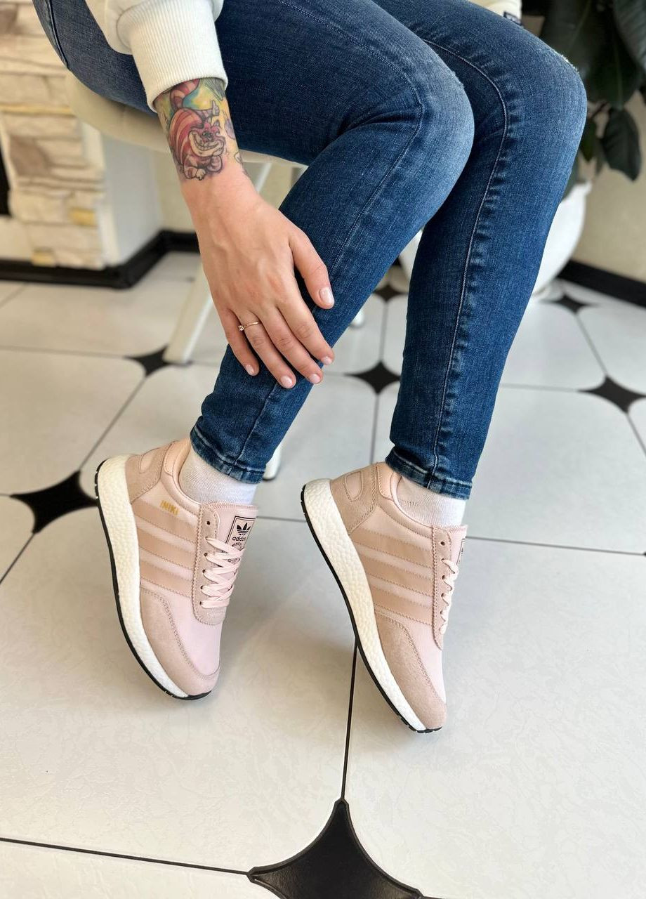 Рожеві осінні кросівки репліка adidas iniki pink Vakko