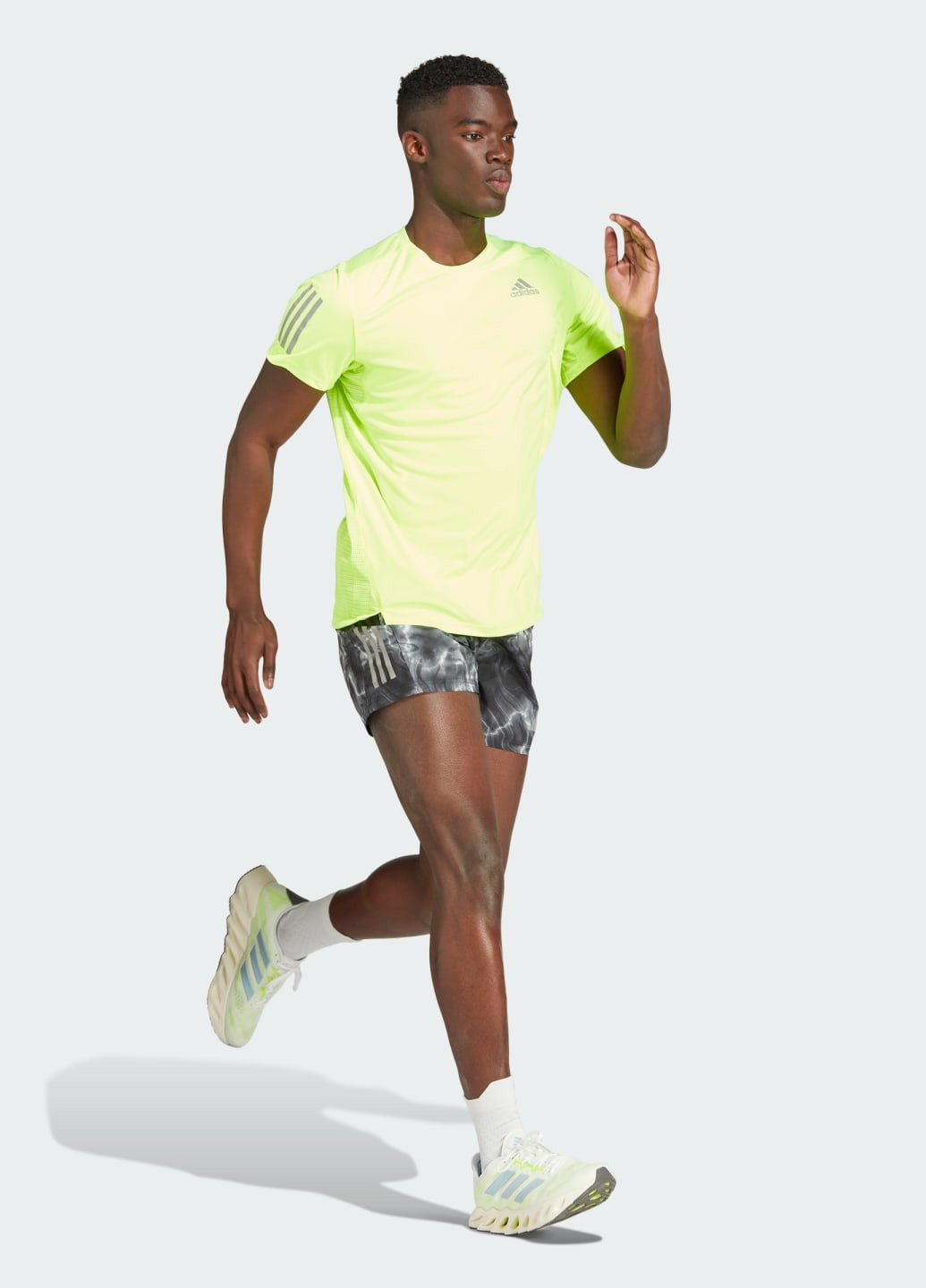 Зеленая футболка для бега own the run adidas