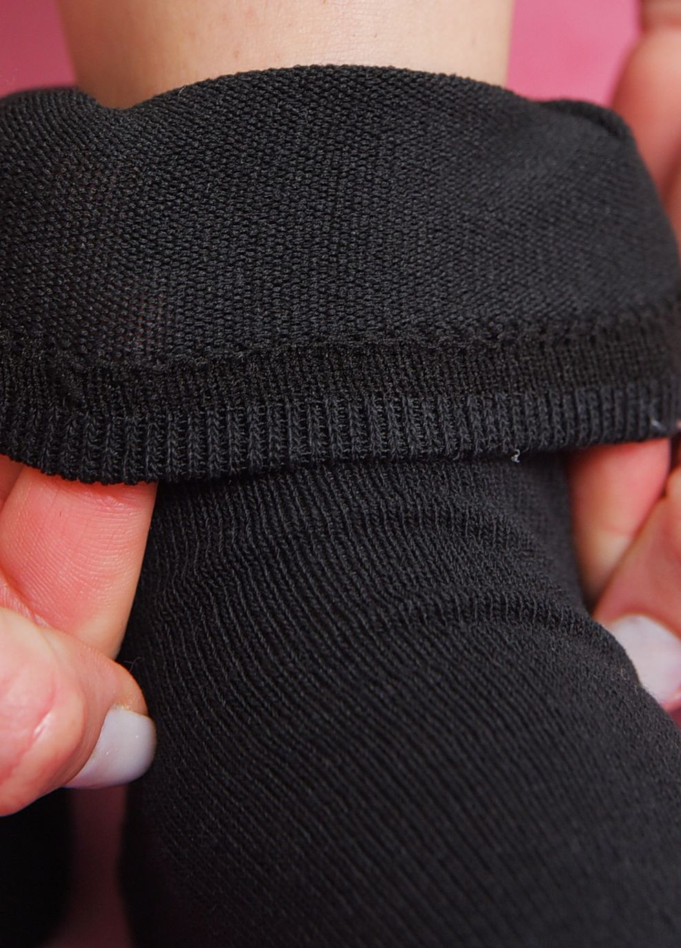 Шкарпетки жіночі демісезонні чорного кольору Let's Shop (273901328)