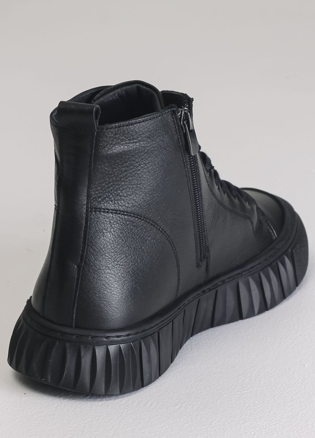 Черные осенние ботинки осенние черные кожаные Bravelli