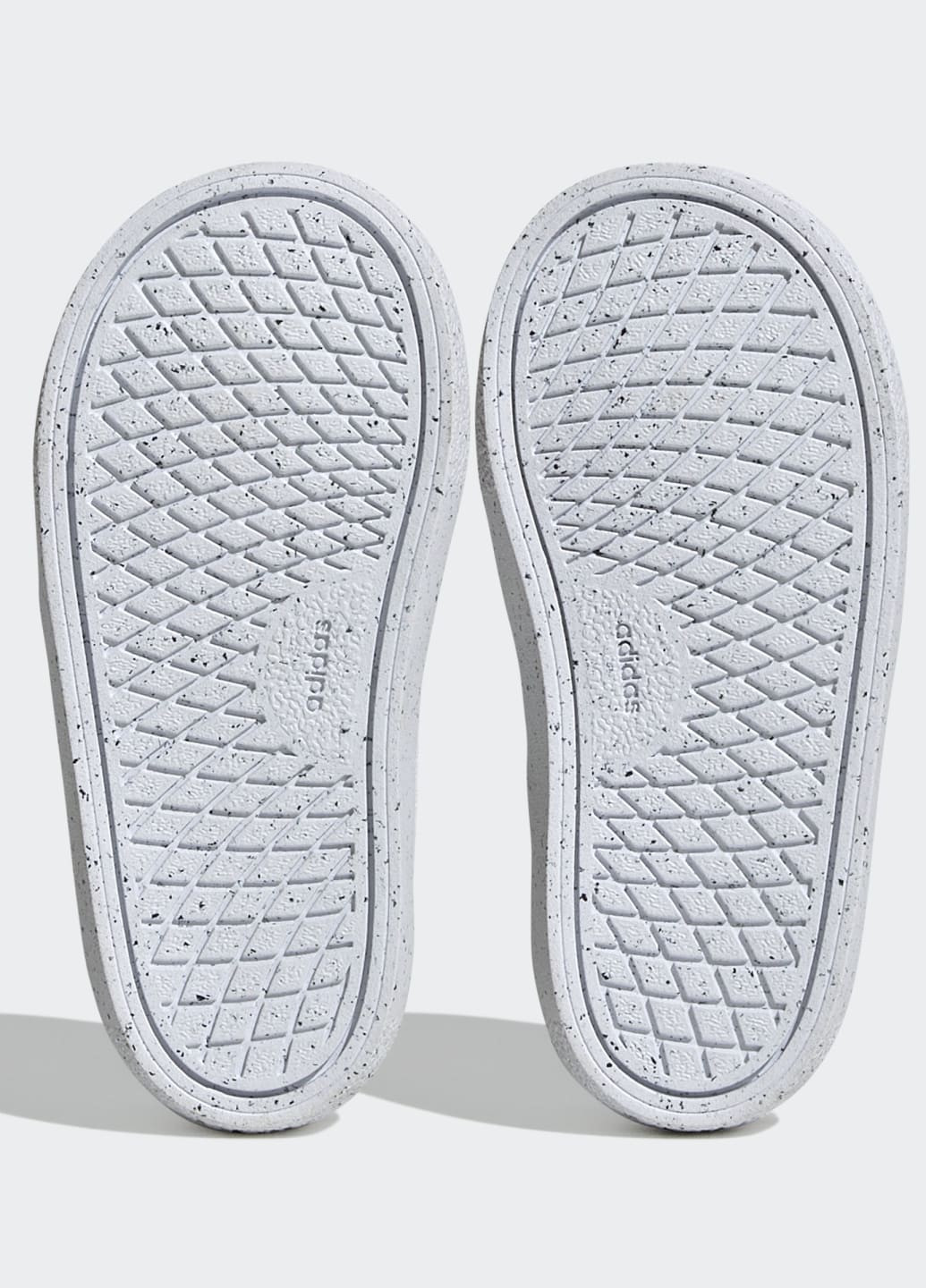 Белые всесезонные кроссовки x marvel vulcraid3r spider-man adidas