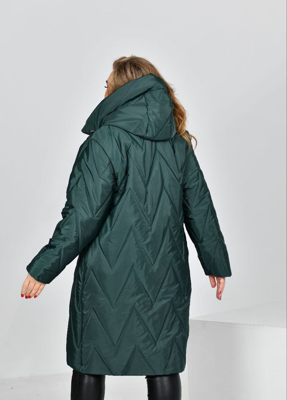 Зеленая женская теплая курточка цвет темно зеленый р.54 447404 New Trend