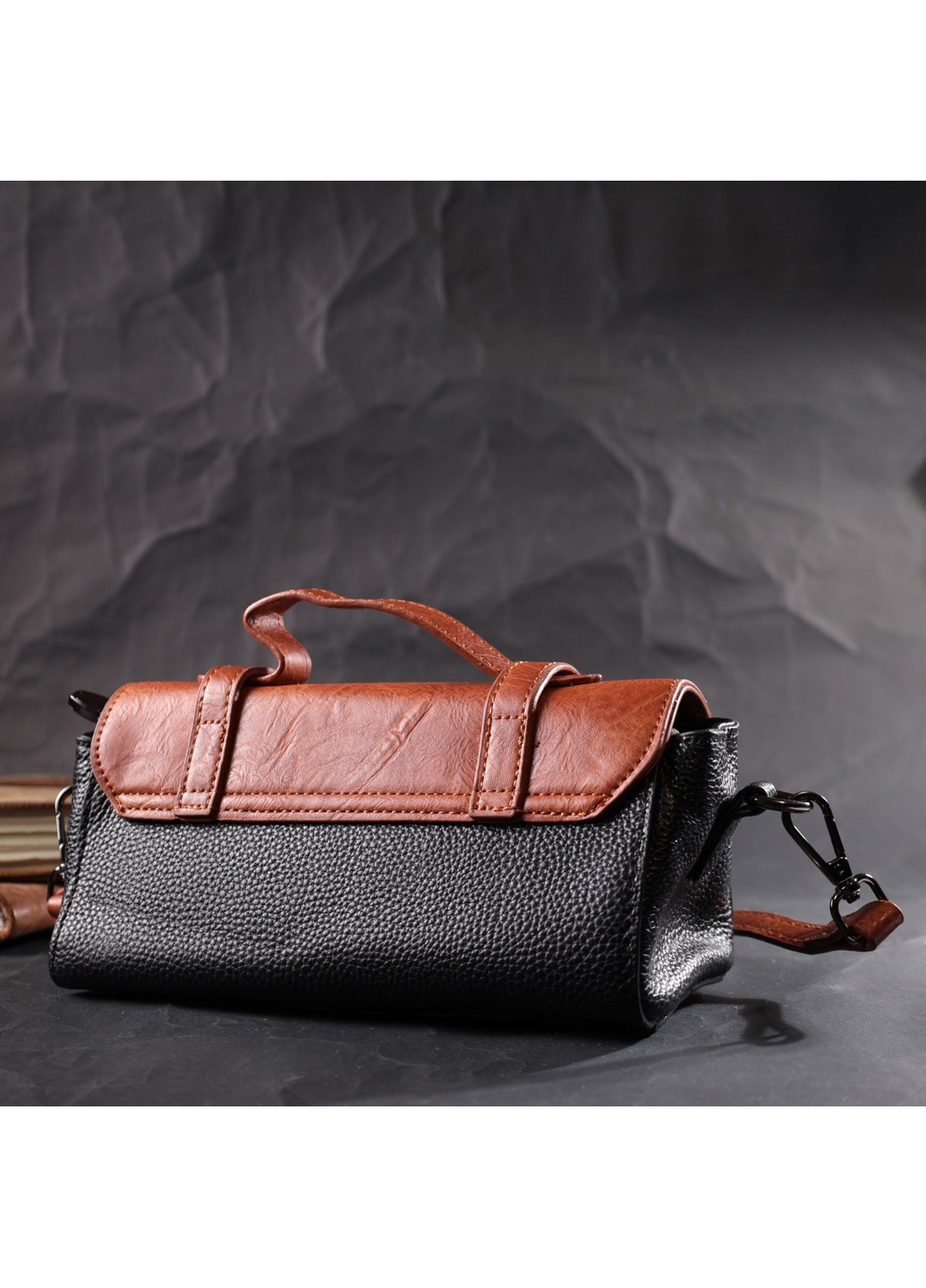 Жіноча сумка у вінтажному стилі з натуральної шкіри 22349 Чорна Vintage (276461770)