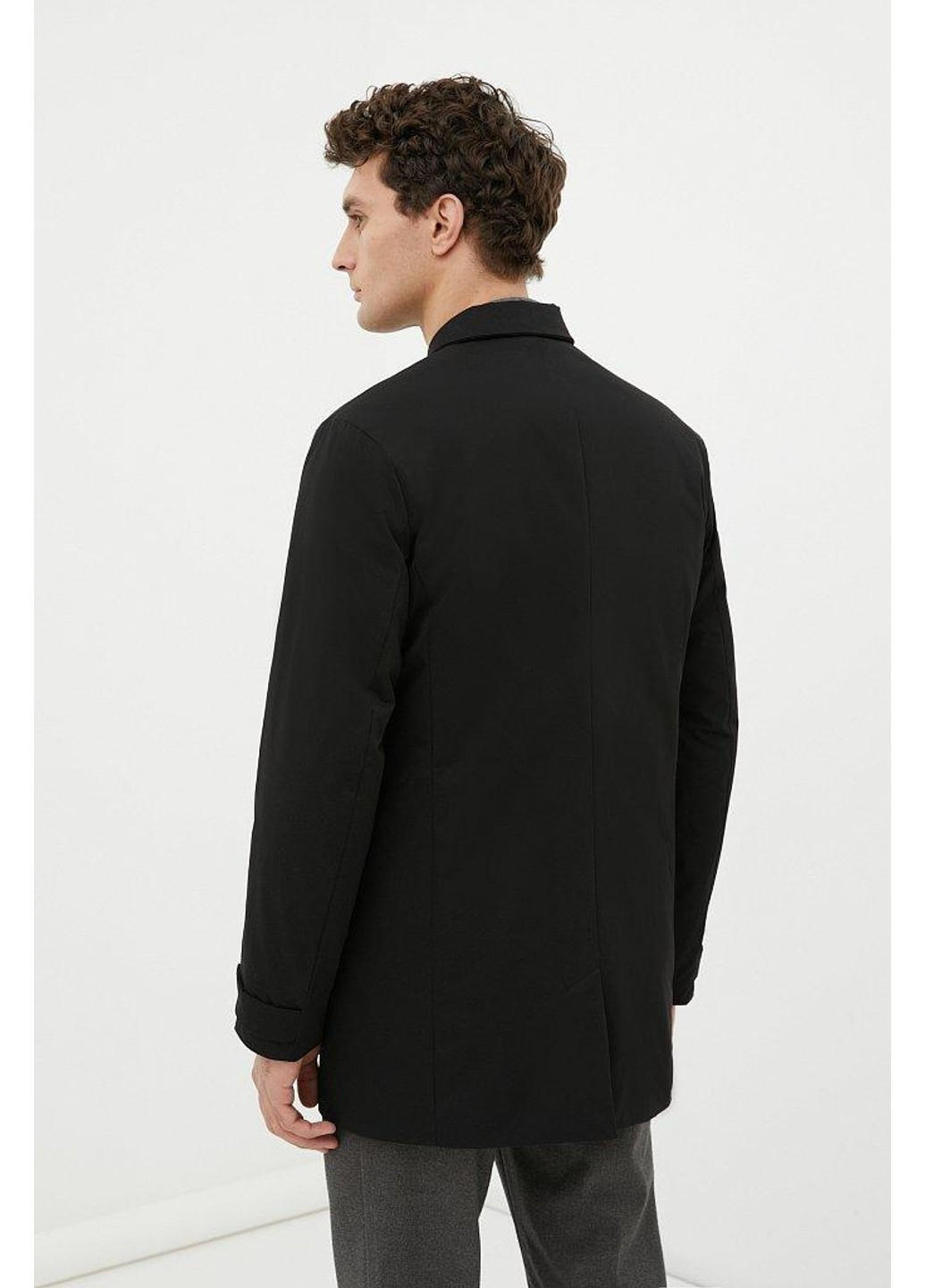 Чорна демісезонна куртка-сорочка fab21007-200 Finn Flare