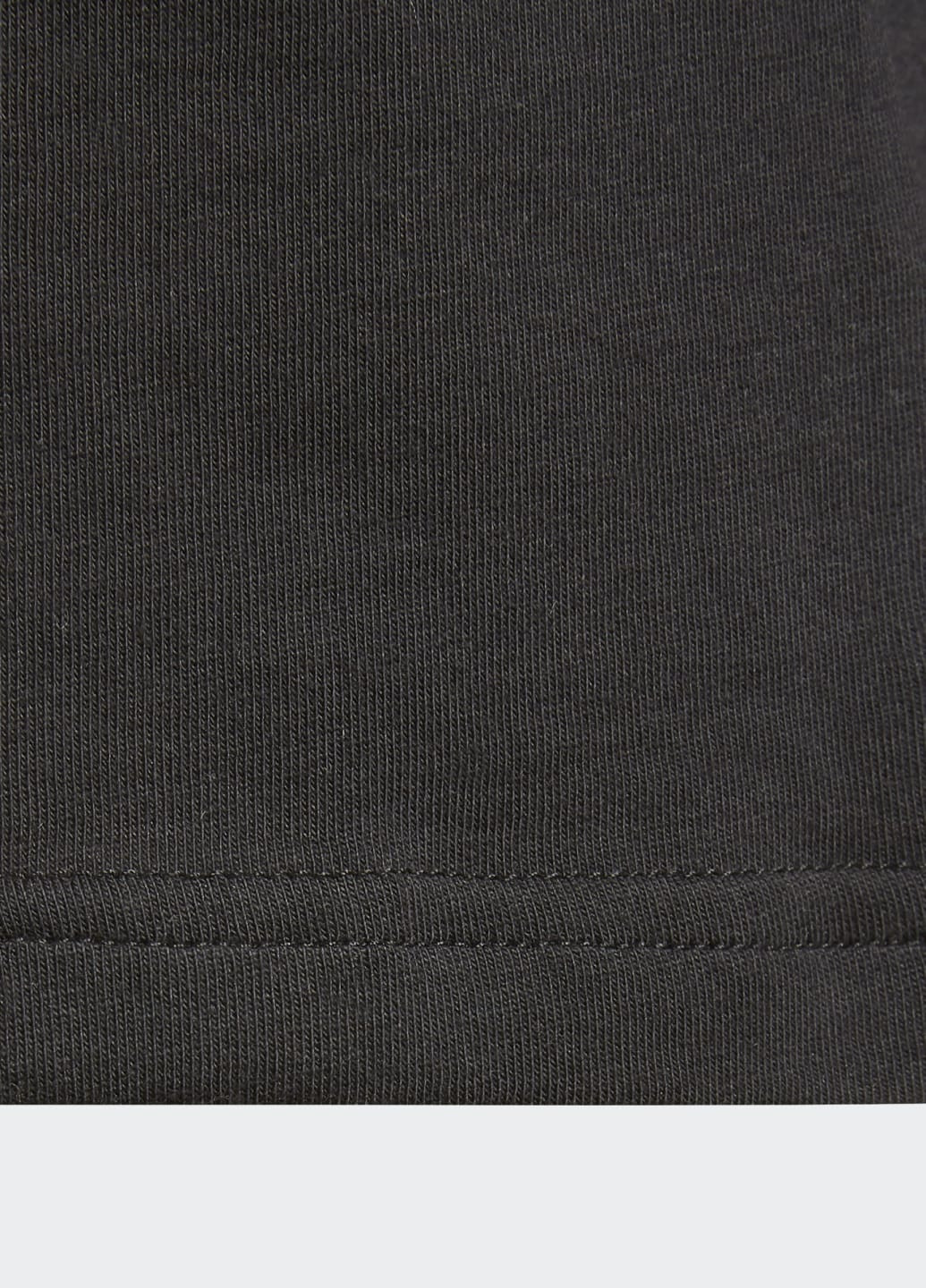 Чорна демісезонна футболка adicolor trefoil adidas