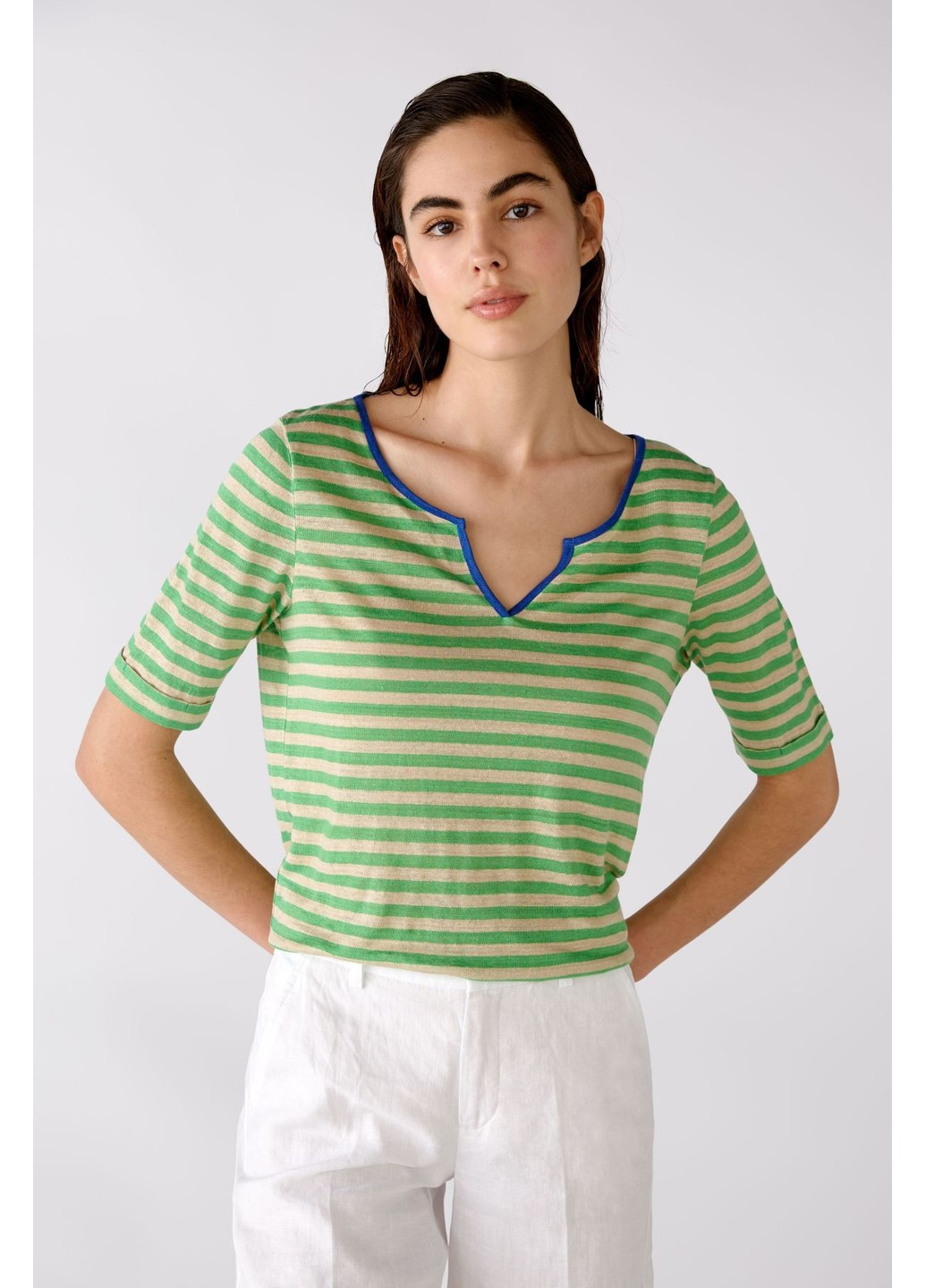 Зелена жіноча футболка зелена Oui